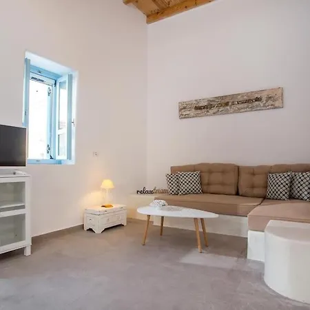 Traditional Luxury House Apartament Kalithies